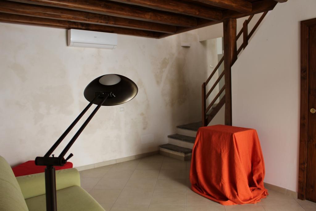 Casa Vacanza U Curtigghiu Lípara Exterior foto